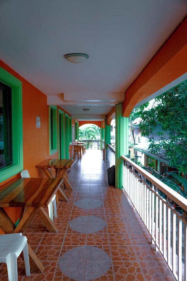 La Solana Suites And Resorts By Cocotel Puerto Galera Extérieur photo