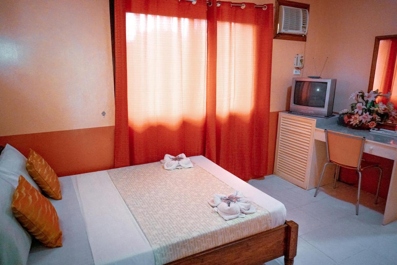La Solana Suites And Resorts By Cocotel Puerto Galera Extérieur photo